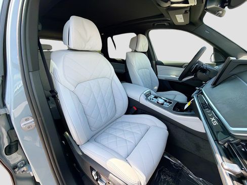 New 2026 BMW X5 xDrive50e w/ Executive Package AWD/4WD image 14
