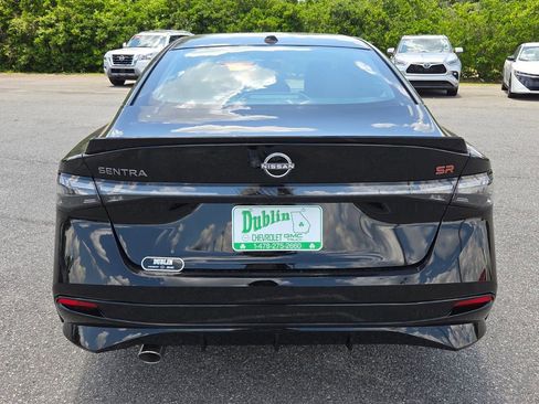New 2026 Nissan Sentra SR FWD image 9