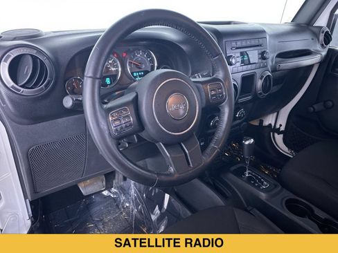 Used 2017 Jeep Wrangler Sport w/ Quick Order Package 24S AWD/4WD image 2