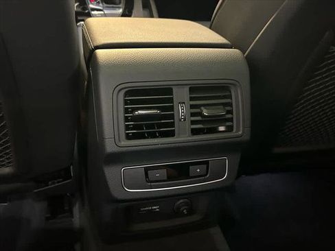 Certified 2025 Audi Q5 2.0T Premium Plus w/ Premium Plus Package image 20
