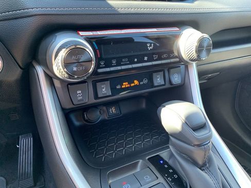 New 2025 Toyota RAV4 XLE image 22