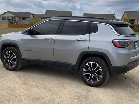 Used 2023 Jeep Compass Limited AWD/4WD image 6