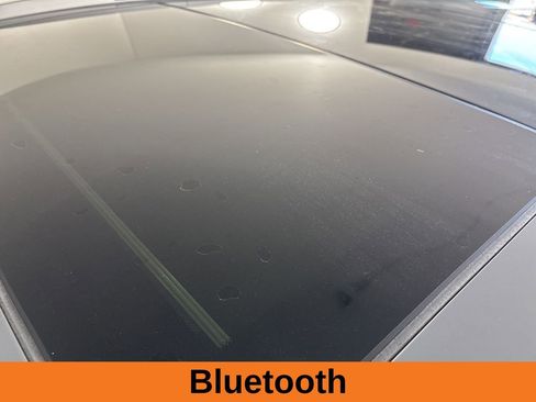 Used 2023 Nissan Rogue SL w/ SL Premium Package image 11