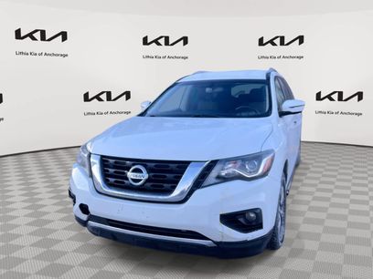 Used 2018 Nissan Pathfinder SV