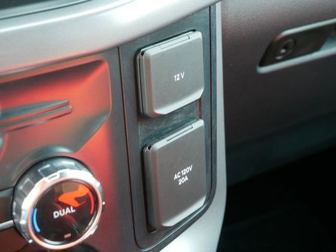 Used 2025 Ford F150 XLT w/ Equipment Group 302A MID image 28