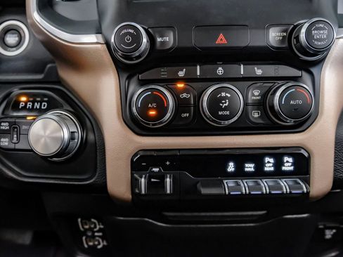 Used 2022 RAM 2500 Laramie w/ Protection Group image 25