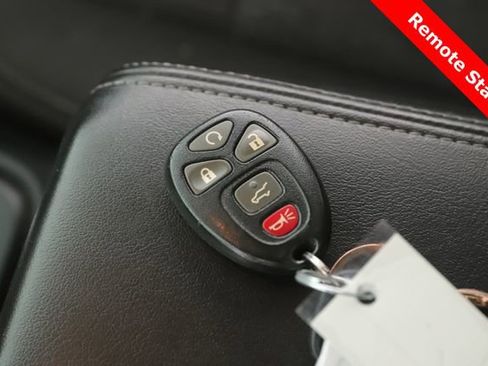 Used 2014 GMC Acadia SLE AWD/4WD image 3