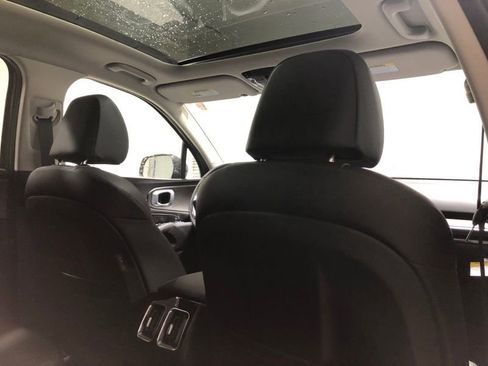 New 2026 Kia Sorento SX image 11