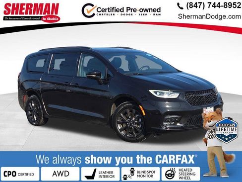 Certified 2021 Chrysler Pacifica Touring-L w/ Uconnect Theater Family Group image 1