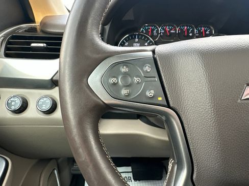 Used 2015 Chevrolet Suburban LTZ AWD/4WD image 57