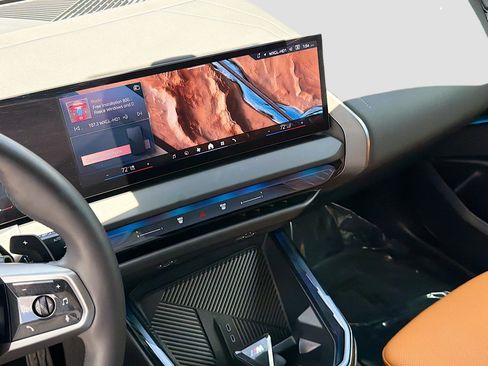 Used 2025 BMW X3 xDrive30i w/ Premium Package AWD/4WD image 27