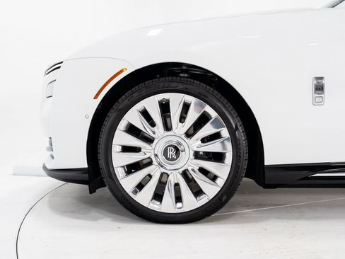 Used 2025 Rolls-Royce Spectre w/ Spectre Launch Package image 39
