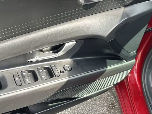 Used 2024 Hyundai Elantra Blue image 14