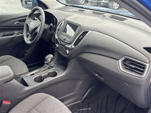 Used 2024 Chevrolet Equinox LT w/ LPO, Floor Liner Package AWD/4WD image 27