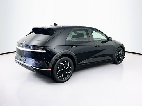 Used 2023 Hyundai Ioniq 5 SE image 9
