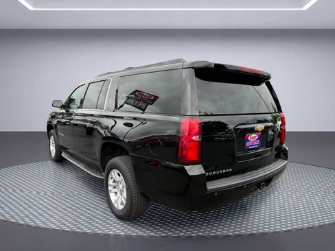 Used 2019 Chevrolet Suburban LT AWD/4WD image 4