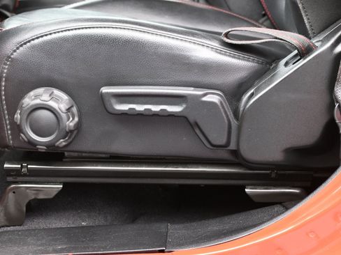 Used 2020 Jeep Gladiator Rubicon image 9