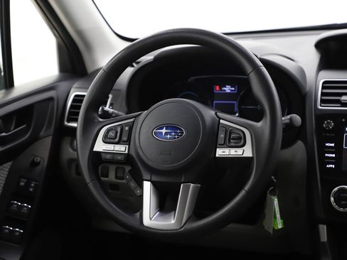 Used 2018 Subaru Forester 2.5i Premium image 14