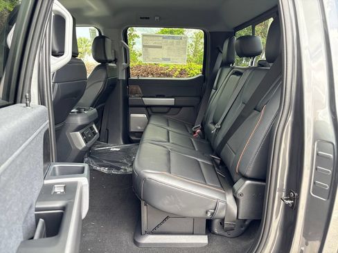 New 2026 Ford F250 Lariat w/ Lariat Premium Package AWD/4WD image 30