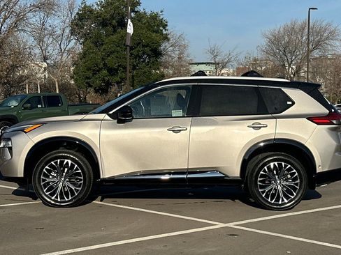 New 2026 Nissan Rogue Platinum w/ Platinum Premium Package AWD/4WD image 7