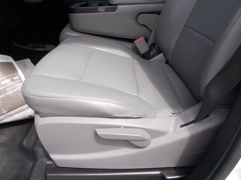 Used 2019 Chevrolet Silverado 2500 W/T image 13