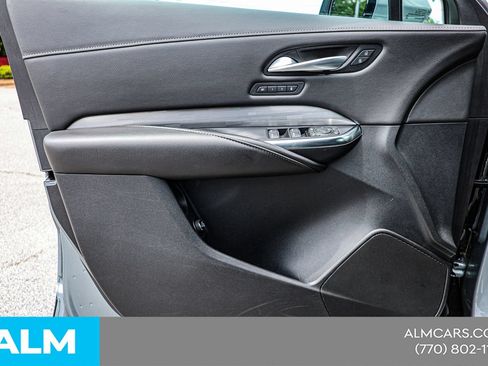 Used 2025 Cadillac XT4 Premium Luxury FWD image 38
