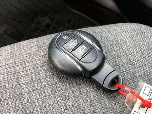 Used 2022 MINI Cooper Countryman S w/ Premium Package image 14