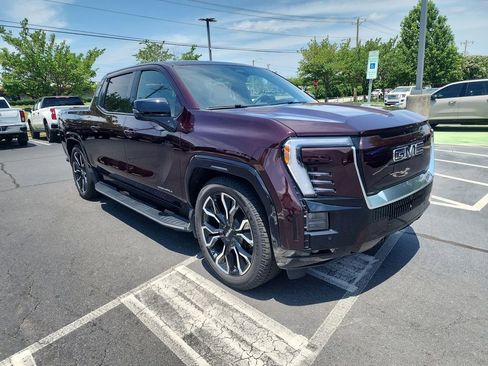 Certified 2025 GMC Sierra EV Denali AWD/4WD image 2