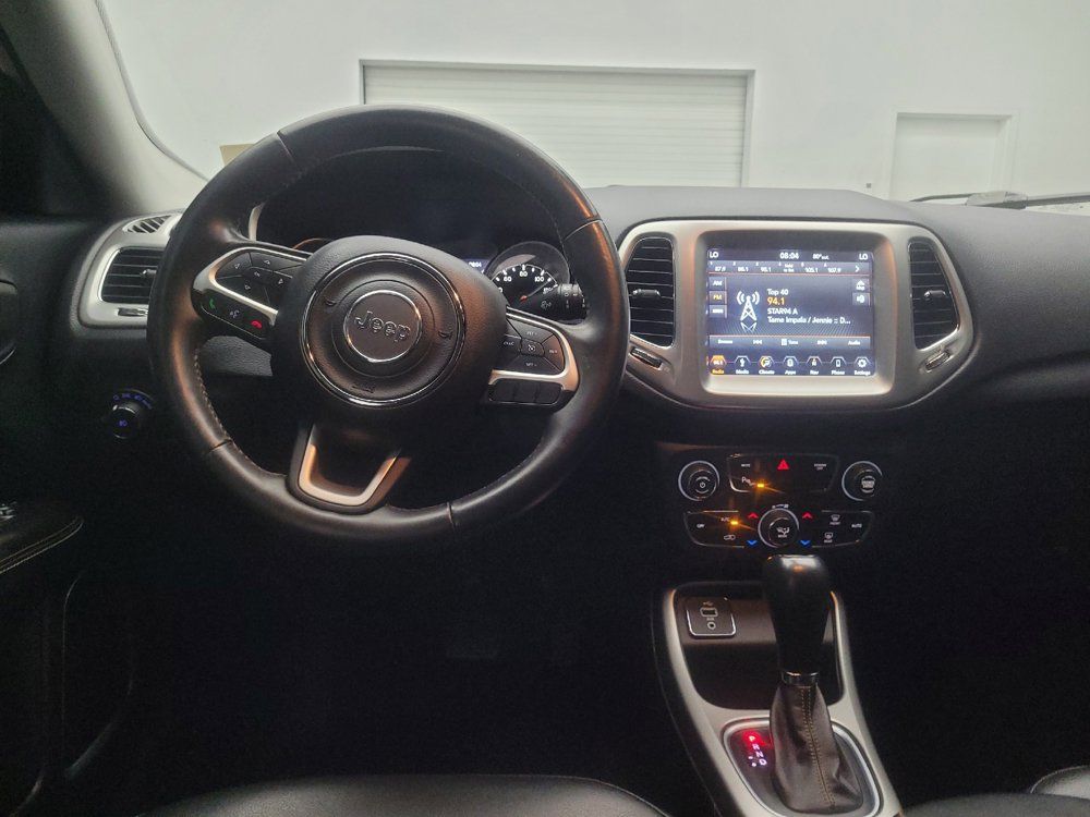 Used 2018 Jeep Compass Latitude w/ Popular Equipment Group FWD image 22