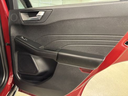 Used 2022 Ford Escape SEL w/ Technology Package image 26