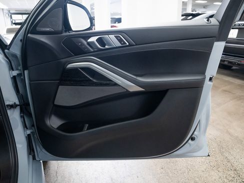Used 2024 BMW X6 M Competition image 25
