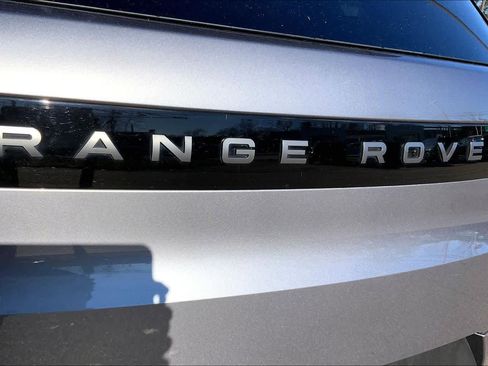 Used 2023 Land Rover Range Rover Sport SE image 29