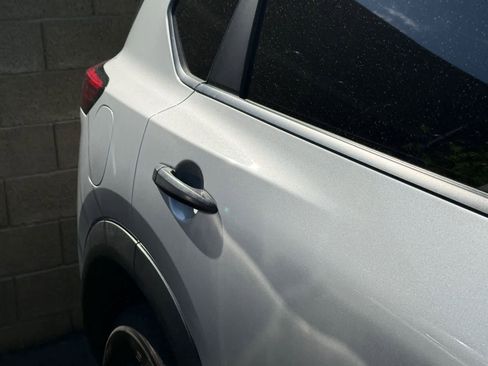 Used 2024 Nissan Rogue S image 9