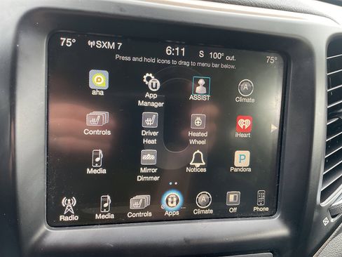 Used 2017 Jeep Cherokee Limited image 50