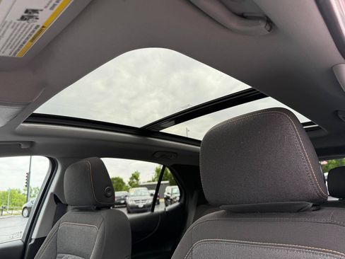 Used 2019 Chevrolet Equinox LT FWD image 17