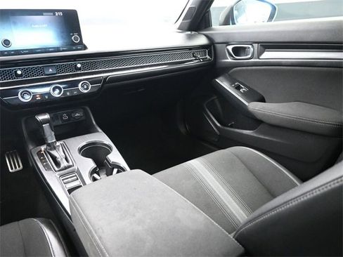 Certified 2022 Honda Civic Sport image 11