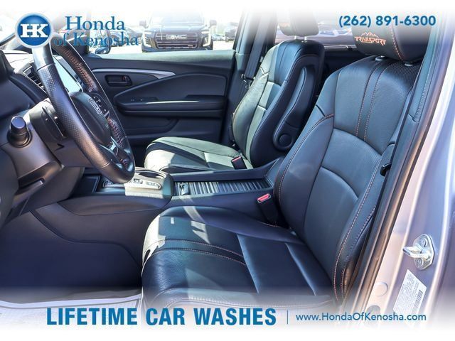 Used 2023 Honda Passport TrailSport image 9