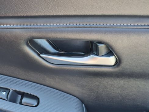Used 2025 Nissan Sentra SV w/ All-Weather Package FWD image 33