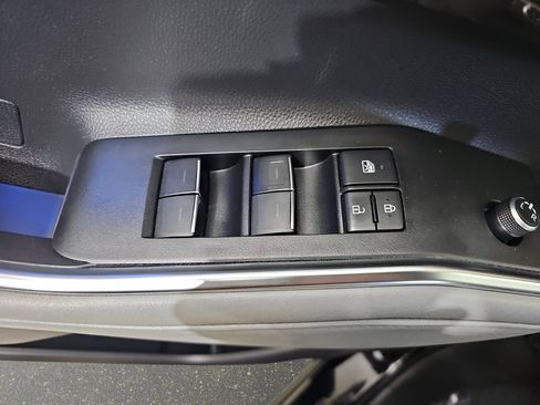 Used 2020 Toyota Highlander Limited AWD/4WD image 31