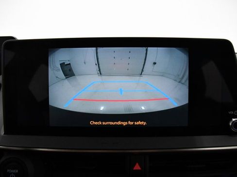 Used 2024 Toyota Prius XLE image 16