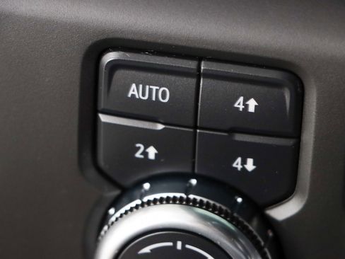 Used 2024 GMC Sierra 1500 AT4 w/ Technology Package image 24