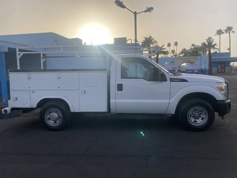 Used 2012 Ford F250 XL image 2
