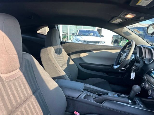 Used 2011 Chevrolet Camaro LS RWD image 10