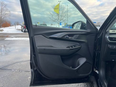 Used 2023 Chevrolet TrailBlazer LT image 8