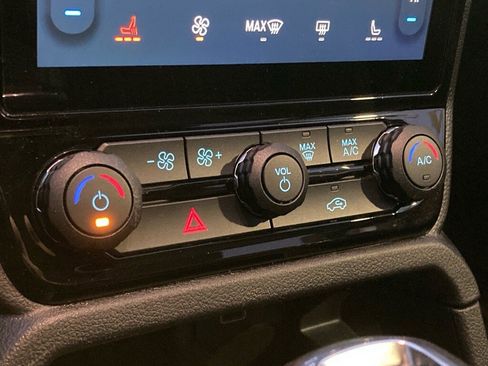 Used 2024 Ford Ranger XLT w/ FX4 Off-Road Package image 24