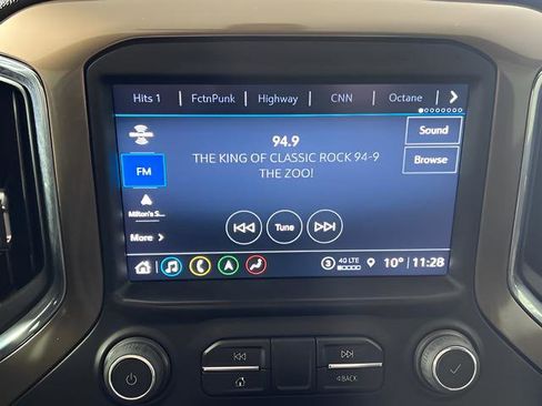 Used 2022 Chevrolet Silverado 2500 High Country w/ Z71 Off-Road Package image 17