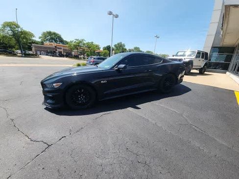 Used 2017 Ford Mustang GT Premium w/ GT Performance Package RWD image 30