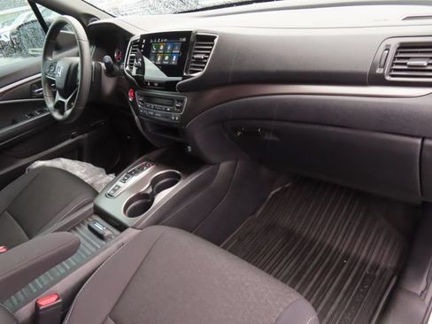Used 2021 Honda Passport Sport image 36