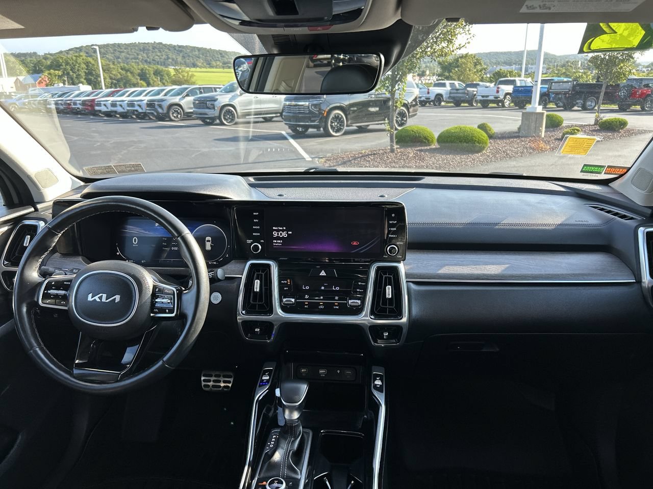 Used 2022 Kia Sorento SX Prestige AWD/4WD image 16