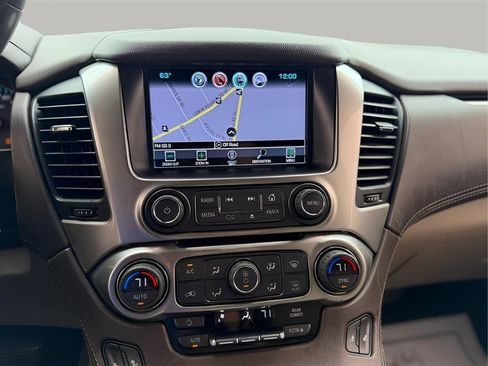 Used 2018 Chevrolet Suburban LT RWD image 52